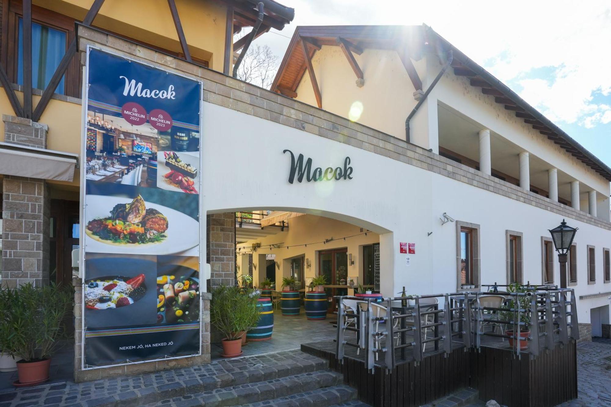 Imola Udvarház Dessert Hotel Eger