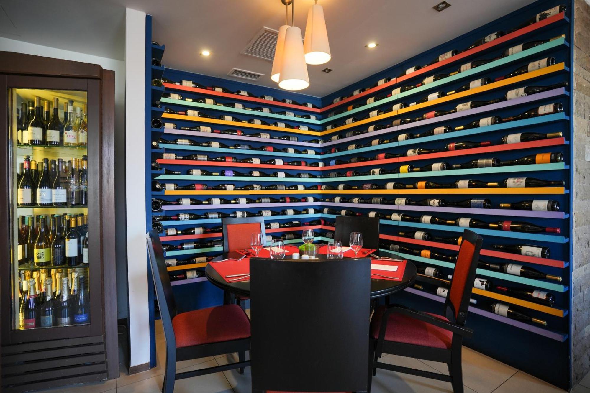Imola Udvarház Dessert Hotel 3*